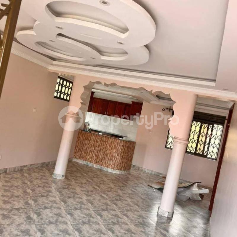 3 bedroom Apartment Block Apartment for rent Kira road Kira Wakiso Central - 4
