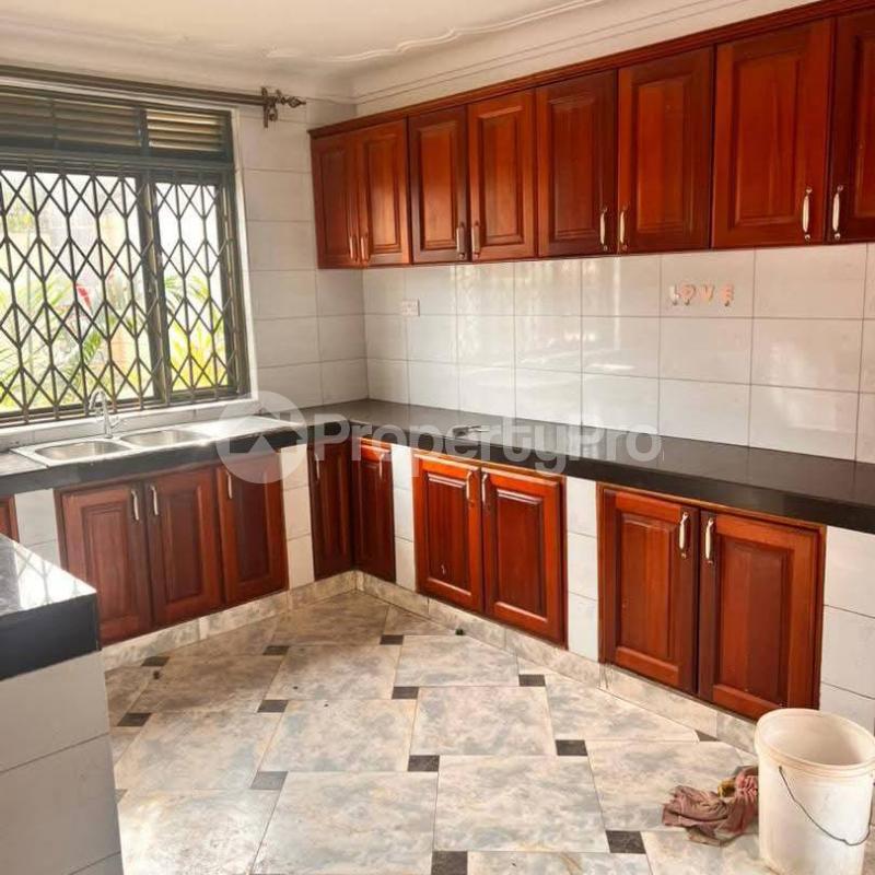 3 bedroom Apartment Block Apartment for rent Kira road Kira Wakiso Central - 1
