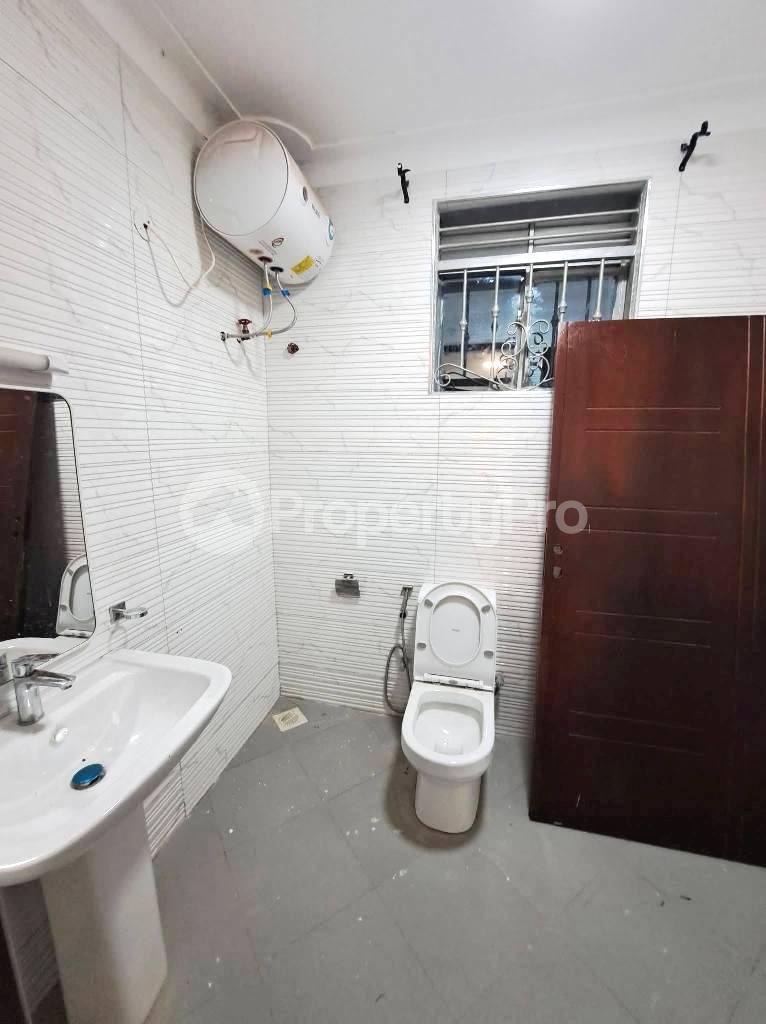 3 bedroom Apartment Block Apartment for rent kira road Kira Wakiso Central - 1