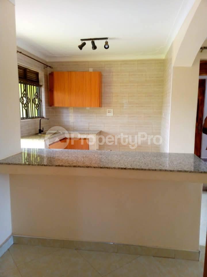 3 bedroom Apartment Block Apartment for rent kira road Kira Wakiso Central - 10