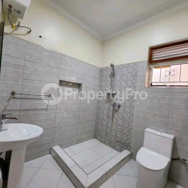 3 bedroom Apartment for rent Kira kasangati road  Kira Wakiso Central - 1