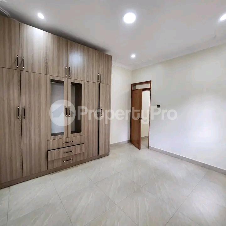 3 bedroom Apartment for rent Kira kasangati road  Kira Wakiso Central - 3