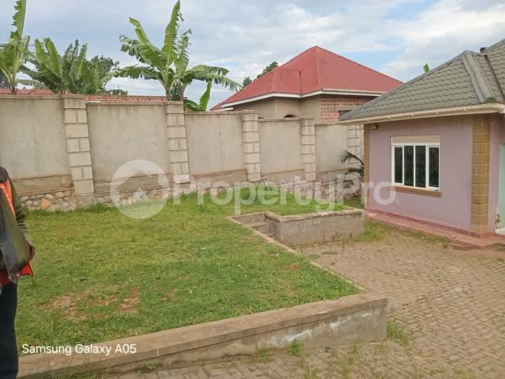 3 bedroom Bungalow Apartment for rent Kira road  Kira Wakiso Central - 4