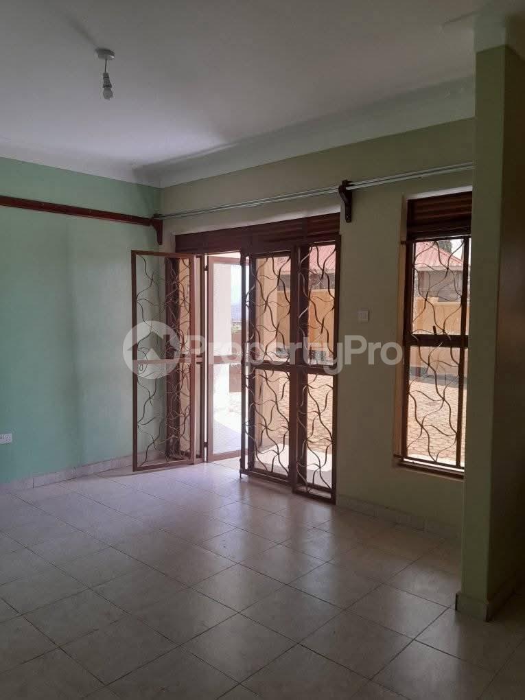 1 bedroom mini flat  Bungalow Apartment for rent Kireka road Wakiso Central - 4