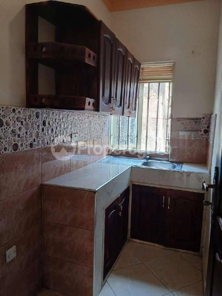 1 bedroom mini flat  Bungalow Apartment for rent kireka road Wakiso Central - 5