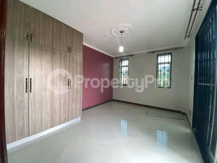2 bedroom Apartment Block Apartment for rent Kisaasi road Kisaasi Kampala Central - 8