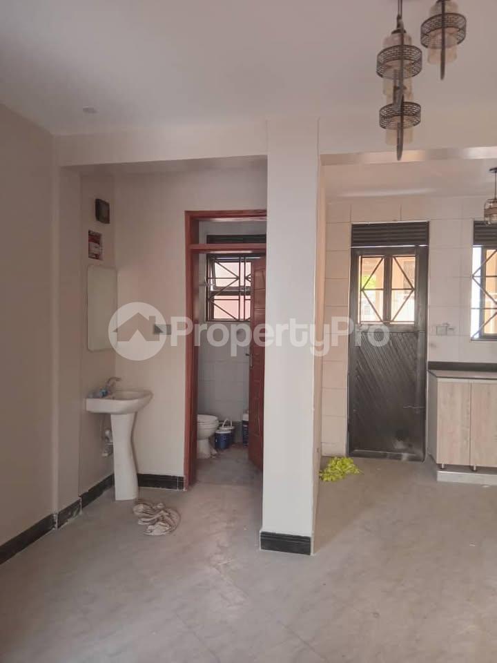 2 bedroom Apartment Block Apartment for rent Kisaasi road Kisaasi Kampala Central - 1
