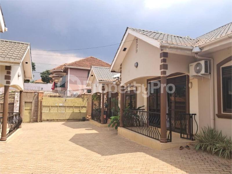 2 bedroom Apartment Block Apartment for rent Kisaasi road Kisaasi Kampala Central - 6