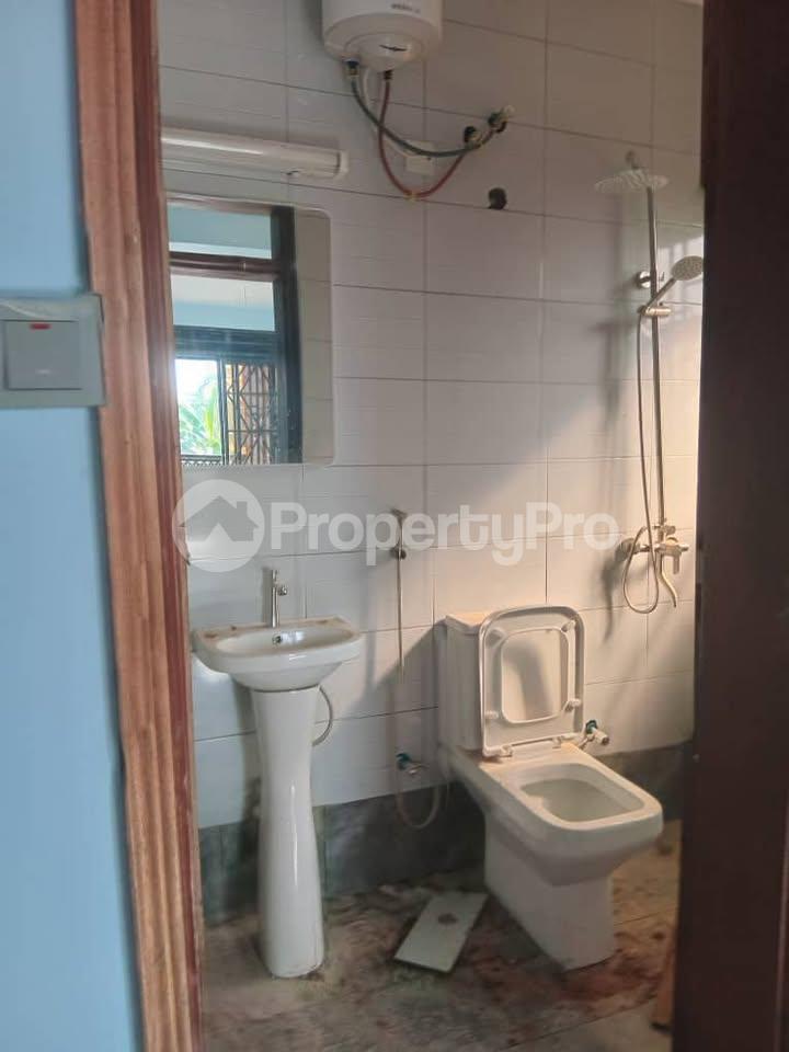 2 bedroom Apartment Block Apartment for rent Kisaasi road Kisaasi Kampala Central - 11