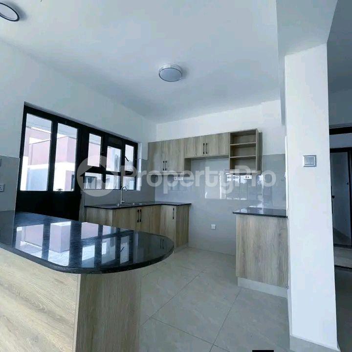 2 bedroom Apartment Block Apartment for rent Kisaasi road Kisaasi Kampala Central - 4