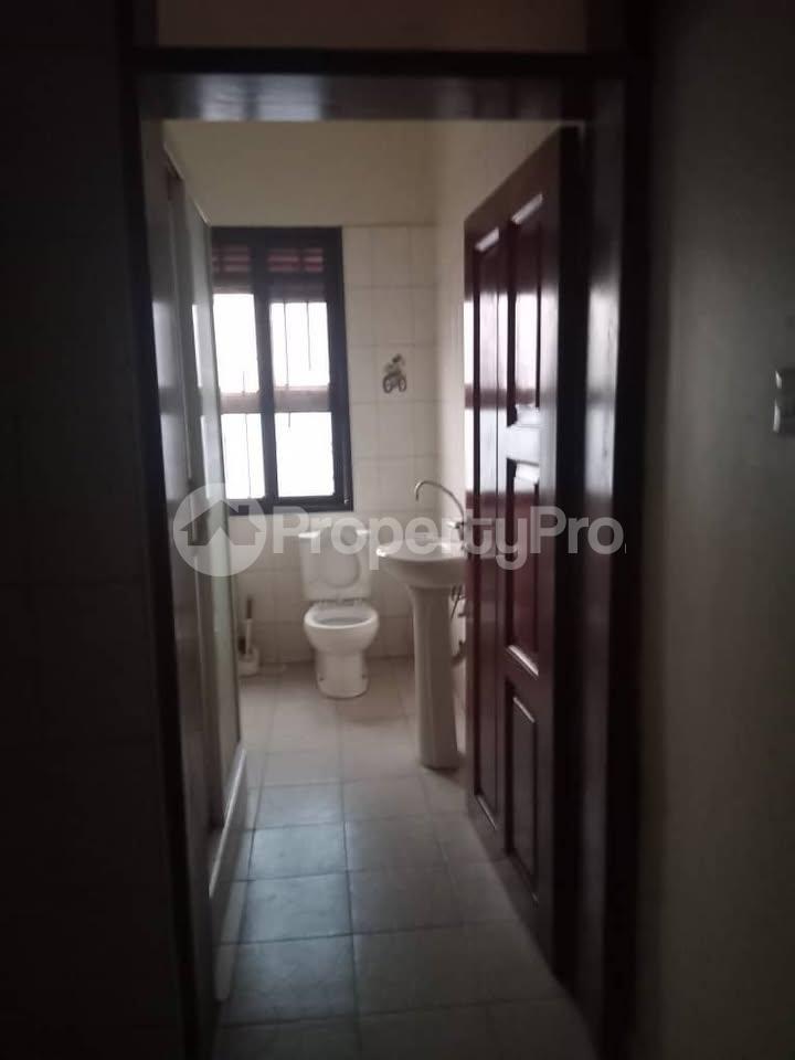 2 bedroom Apartment Block Apartment for rent Kisaasi road Kisaasi Kampala Central - 10