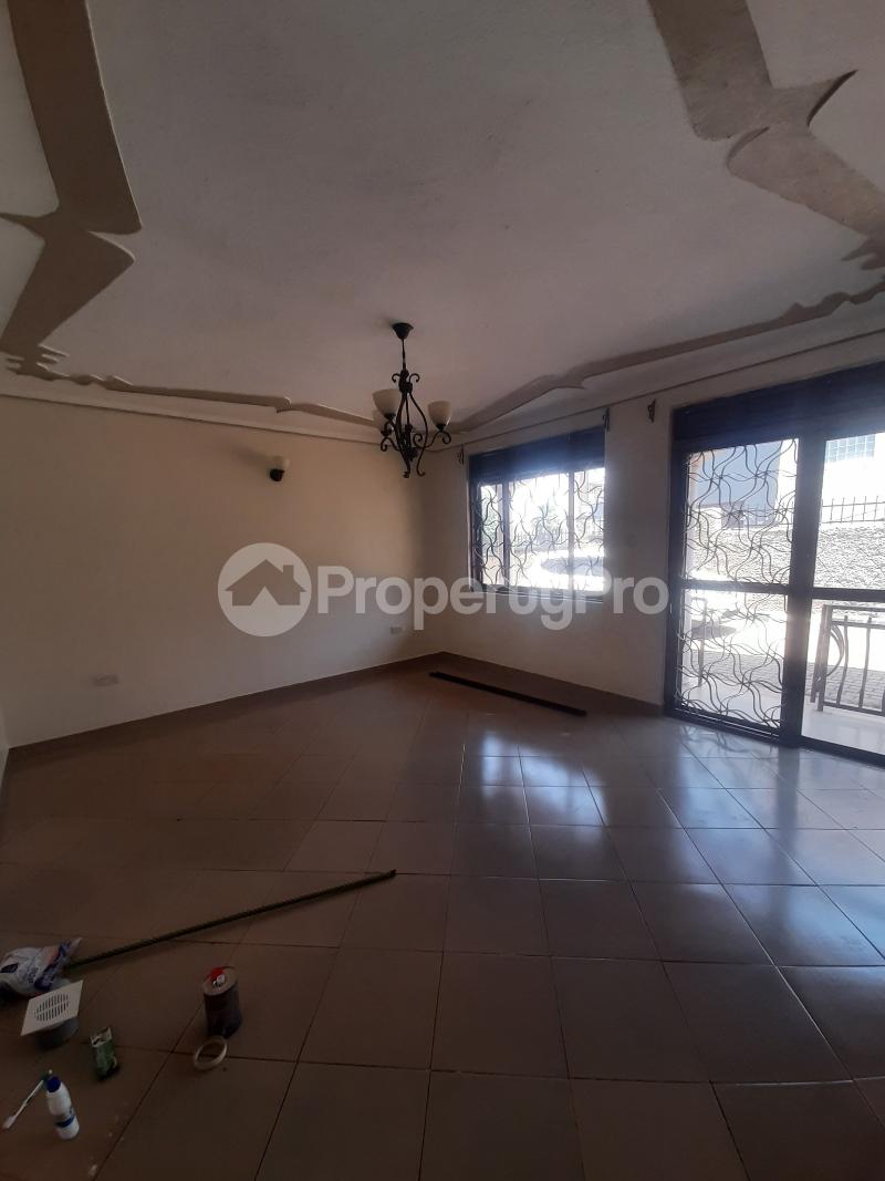 2 bedroom Apartment Block Apartment for rent Kisaasi road Kisaasi Kampala Central - 11
