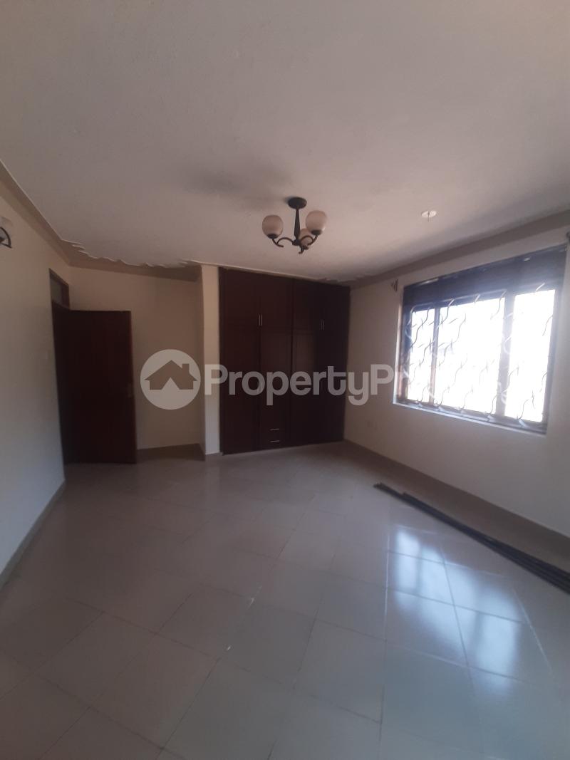 2 bedroom Apartment Block Apartment for rent Kisaasi road Kisaasi Kampala Central - 8