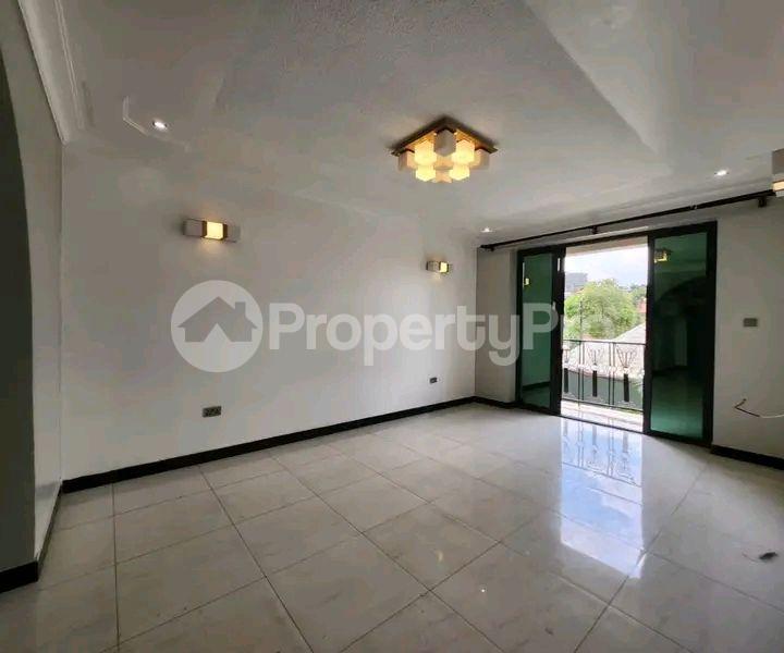 2 bedroom Apartment Block Apartment for rent Kisaasi road Kampala Central Kampala Central - 4