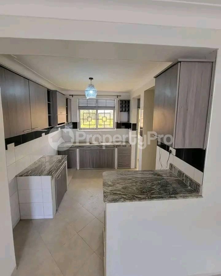 3 bedroom Apartment Block Apartment for rent Kisaasi road Kisaasi Kampala Central - 3