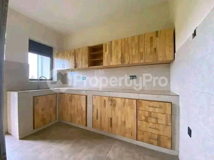 3 bedroom Apartment Block Apartment for rent Kisaasi road Kisaasi Kampala Central - 10