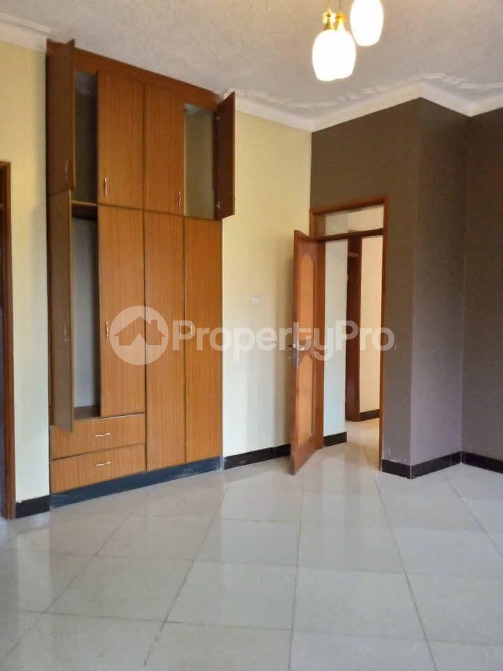 2 bedroom Bungalow Apartment for rent Kisaasi bukoto road  Kisaasi Kampala Central - 4