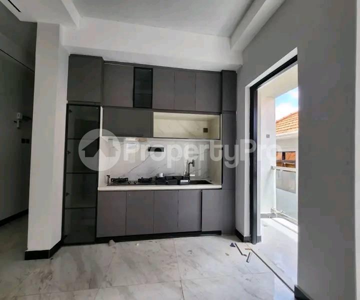 1 bedroom mini flat  Apartment Block Apartment for rent Kisaasi road Kisaasi Kampala Central - 2
