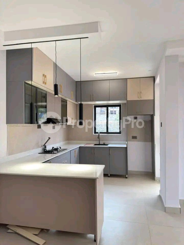 1 bedroom mini flat  Apartment Block Apartment for rent Kisaasi road Kisaasi Kampala Central - 5