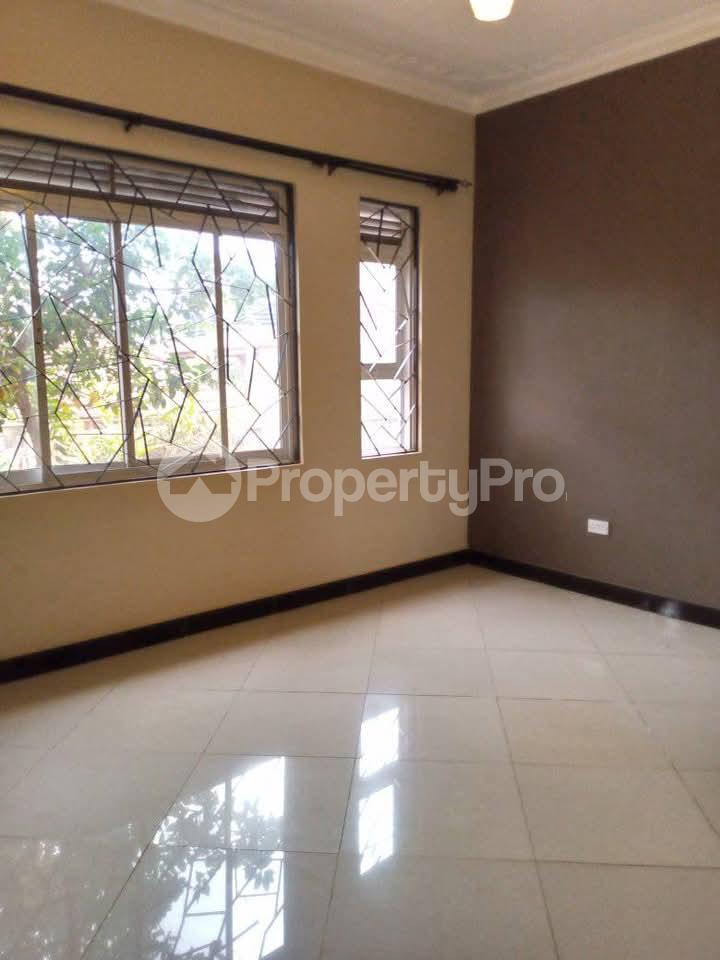 2 bedroom Bungalow Apartment for rent Kisaasi bukoto road  Kisaasi Kampala Central - 3