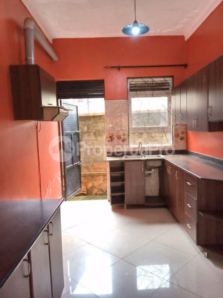 2 bedroom Bungalow Apartment for rent Kisaasi bukoto road  Kisaasi Kampala Central - 2