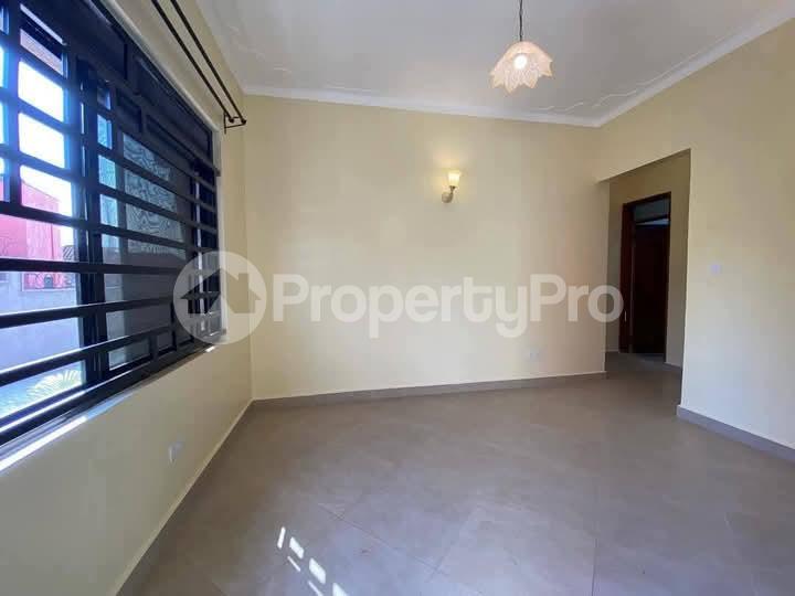 1 bedroom mini flat  Bungalow Apartment for rent Kisaasi road  Kisaasi Kampala Central - 6