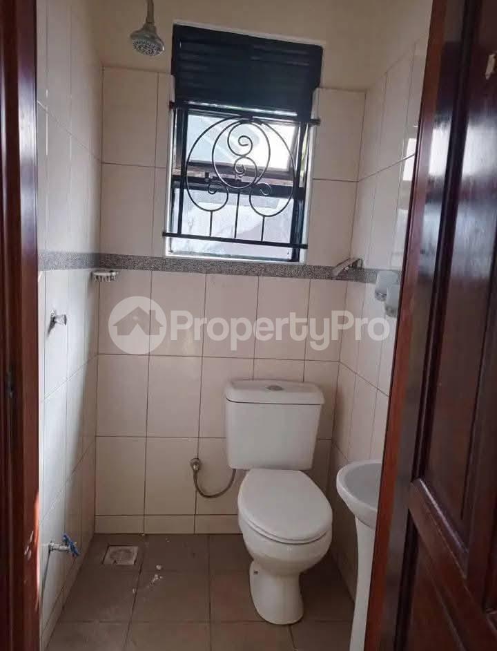 1 bedroom mini flat  Apartment Block Apartment for rent Kisaasi road Kisaasi Kampala Central - 3