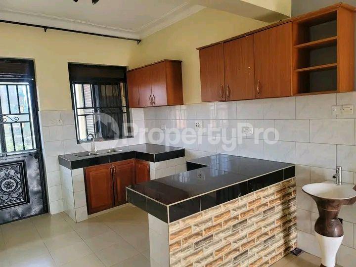 2 bedroom Apartment Block Apartment for rent Kisaasi road Kisaasi Kampala Central - 5