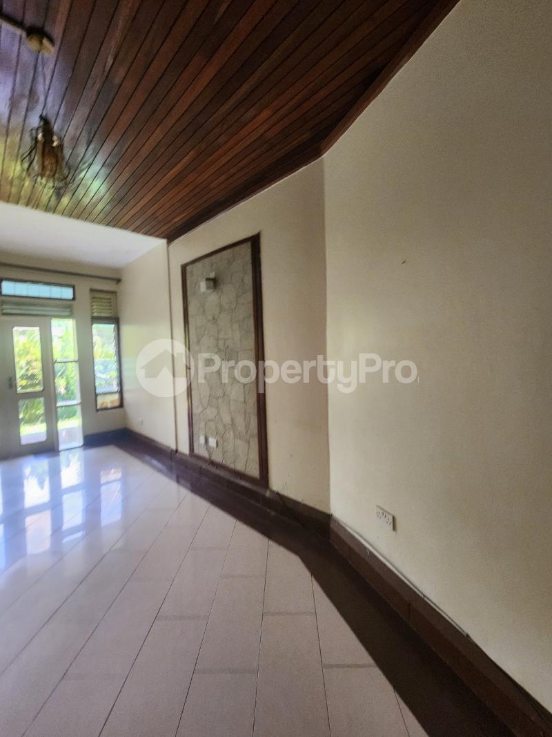 2 bedroom Apartment for rent Zimwe road  Makindye Kampala Central - 5