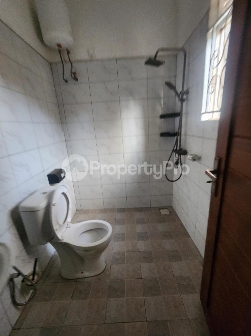 2 bedroom Apartment for rent Zimwe road  Makindye Kampala Central - 4