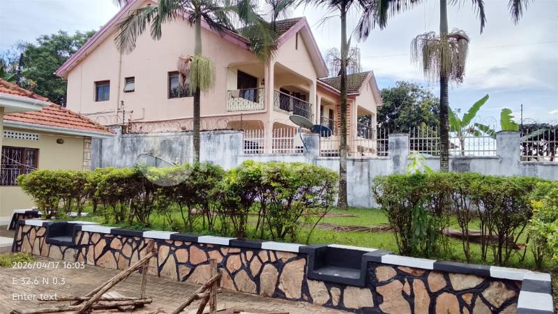 4 bedroom Villa for rent Sarah kanyike road Makindye Kampala Central - 10