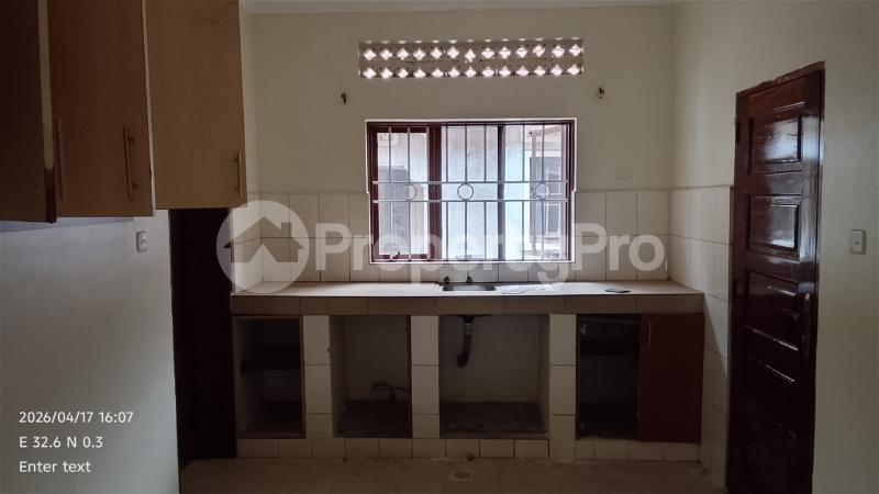 4 bedroom Villa for rent Sarah kanyike road Makindye Kampala Central - 3