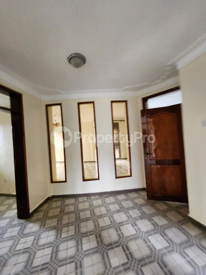 3 bedroom Apartment for rent Zimwe road  Makindye Kampala Central - 4