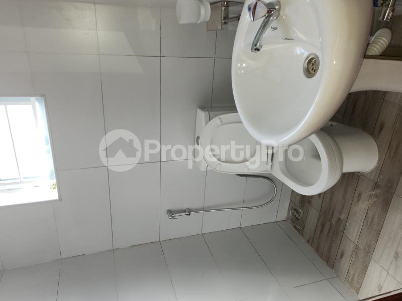 1 bedroom mini flat  Apartment for rent Zimwe road  Makindye Kampala Central - 5