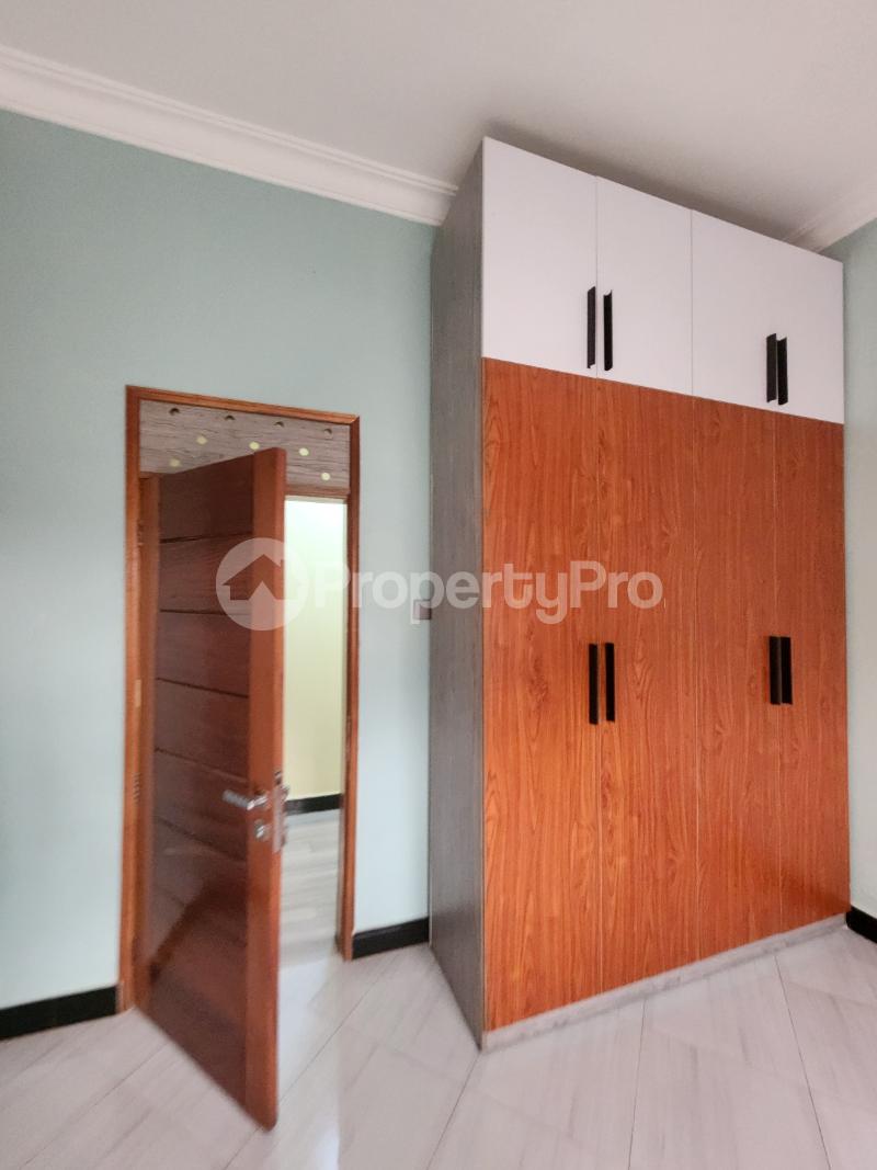 3 bedroom Villa for sale Entebbe road Ssabagado-Makindye Wakiso Central - 3