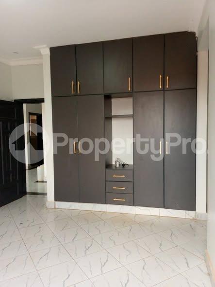 1 bedroom mini flat  Apartment Block Apartment for rent Kiwaatule road Kampala Central - 6