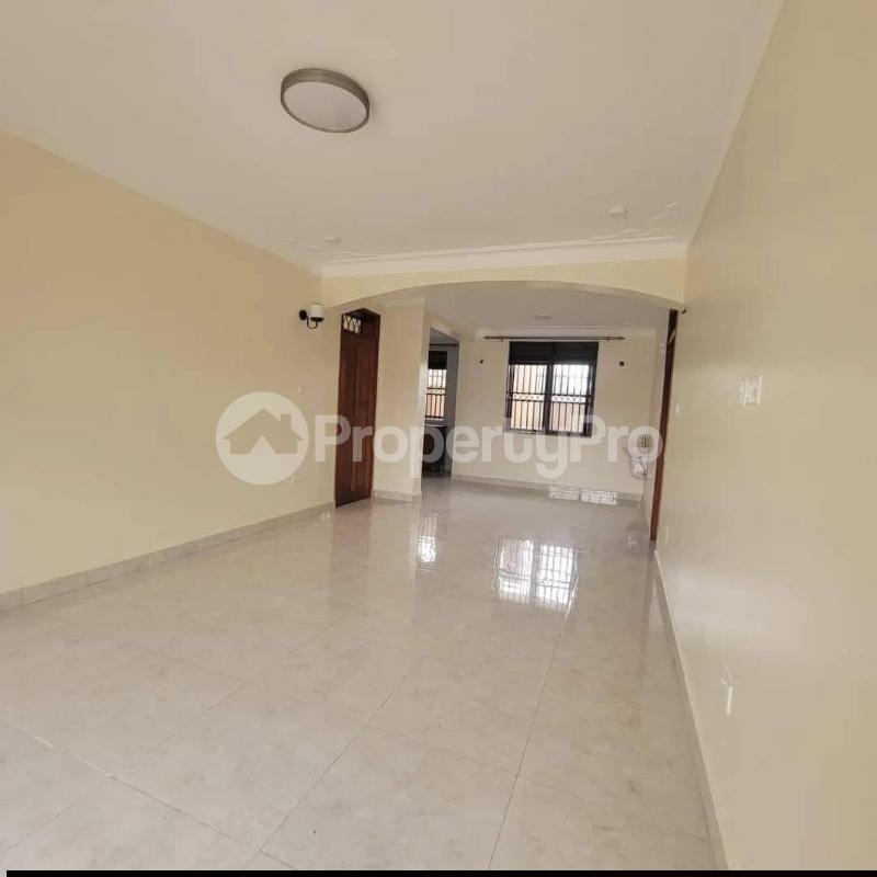 2 bedroom Apartment Block Apartment for rent Kiwaatule road Kampala Central - 4