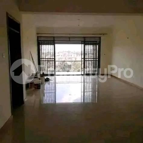3 bedroom Apartment Block Apartment for rent Kiwaatule road Wakiso Central - 3