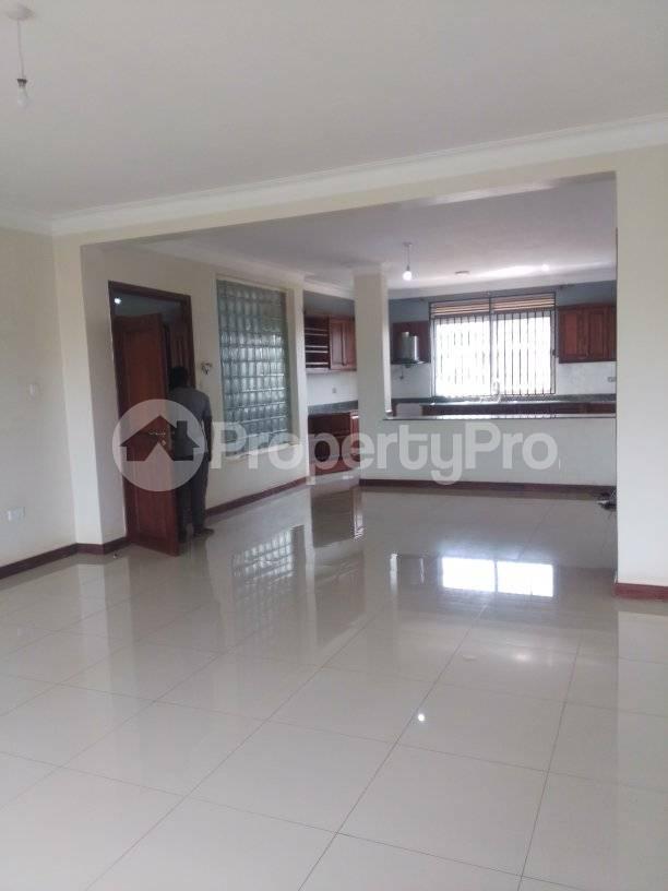 3 bedroom Apartment Block Apartment for rent Kiwaatule road Wakiso Central - 8