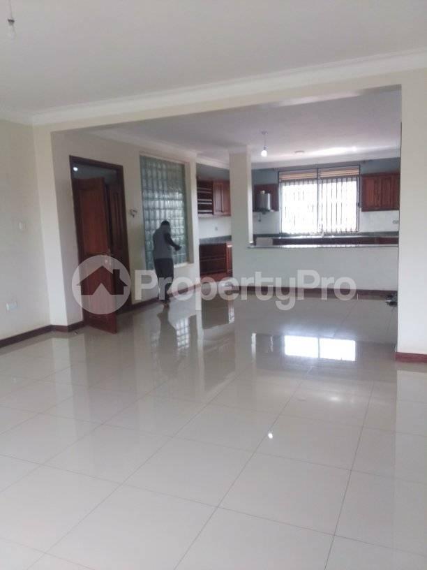 3 bedroom Apartment Block Apartment for rent Kiwaatule road Wakiso Central - 3