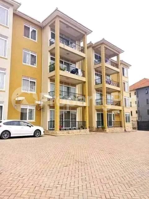 3 bedroom Apartment Block Apartment for rent Kiwaatule road Wakiso Central - 1