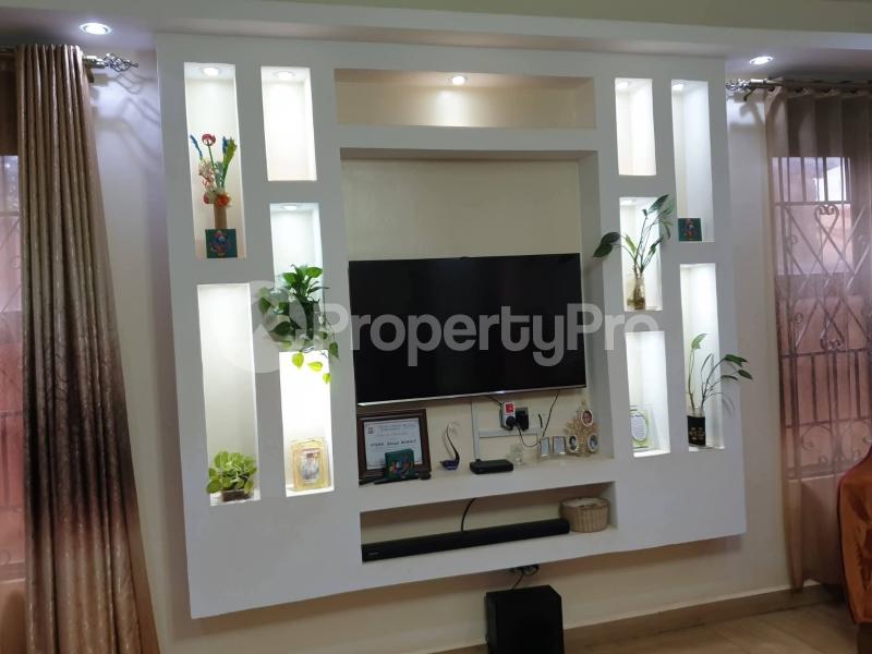6 bedroom Bungalow Apartment for rent Kiwaatule road Kampala Central - 1
