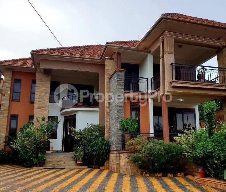 6 bedroom Bungalow Apartment for rent Kiwaatule road Kampala Central - 0