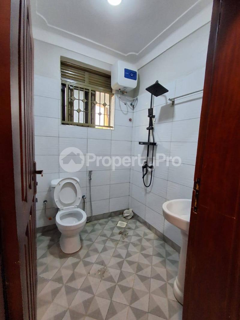 2 bedroom Apartment Block Apartment for rent Kiwaatule road Kampala Central - 2