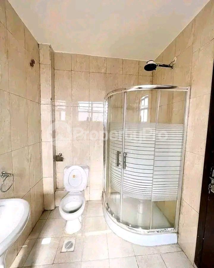3 bedroom Apartment Block Apartment for rent Kiwaatule road Wakiso Central - 3