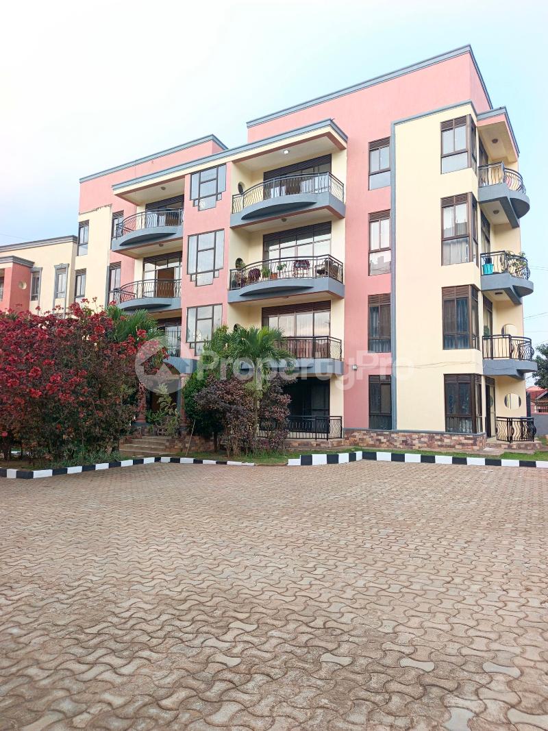 3 bedroom Apartment Block Apartment for rent Kiwaatule road Wakiso Central - 4