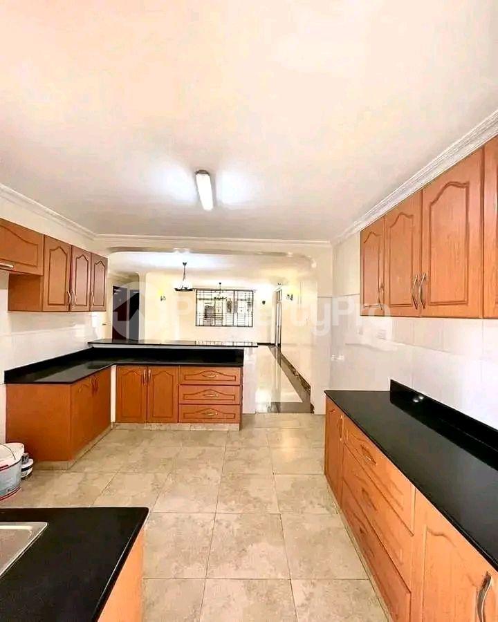3 bedroom Apartment Block Apartment for rent Kiwaatule road Wakiso Central - 6