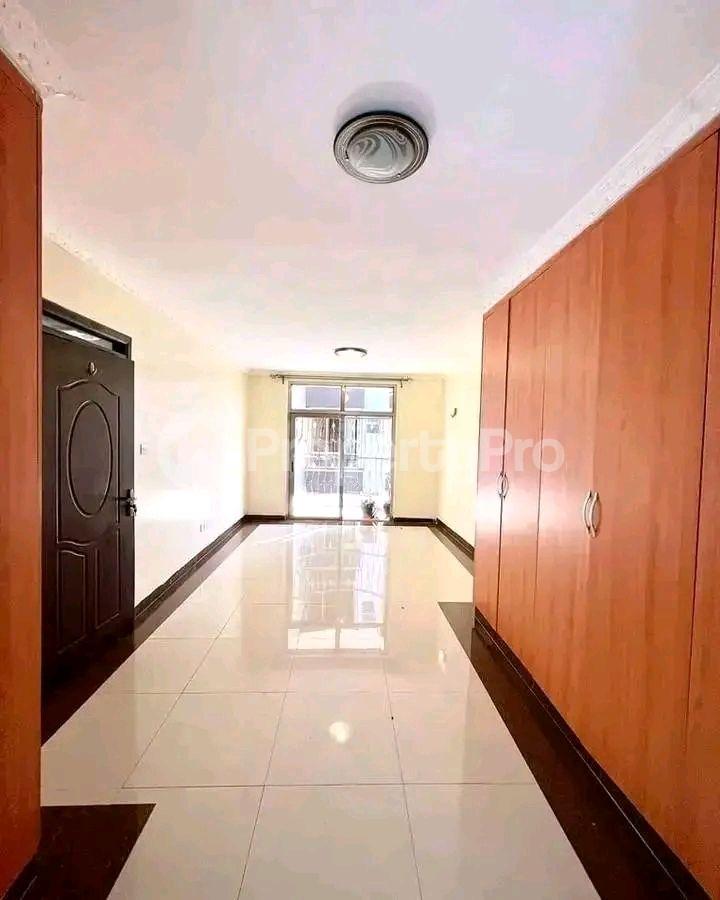 3 bedroom Apartment Block Apartment for rent Kiwaatule road Wakiso Central - 7