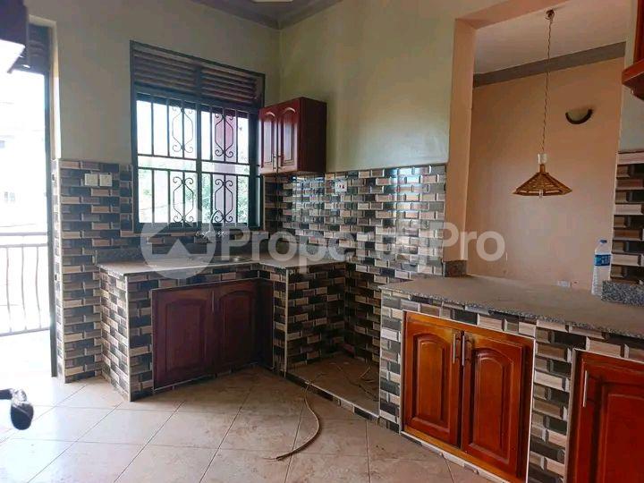 3 bedroom Apartment Block Apartment for rent Kulambilo road Kampala Central - 2