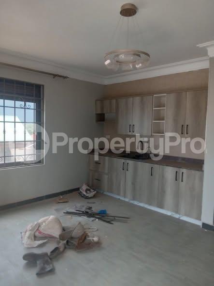 1 bedroom mini flat  Apartment Block Apartment for rent Kulambilo road Kampala Central - 3